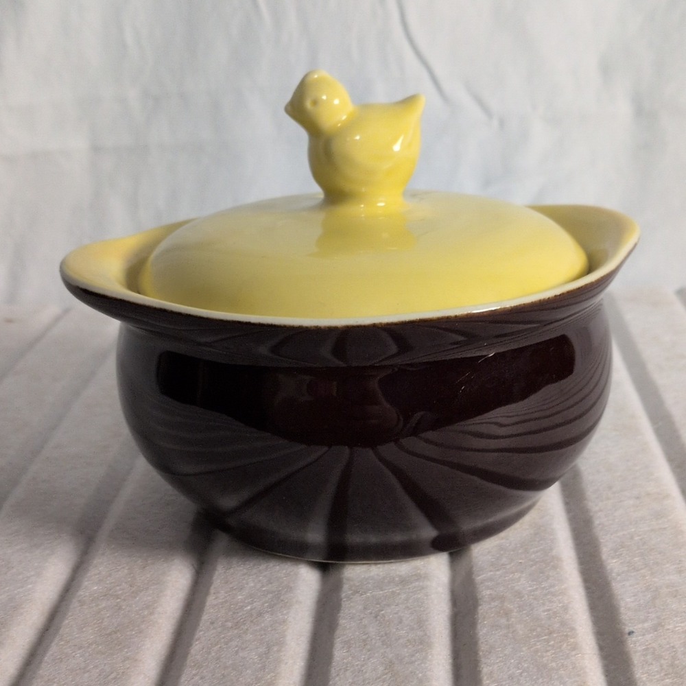 Hull Ceramic Brown Yellow Covered Dish Chick Lid‎ Glossy Pottery Animal Theme